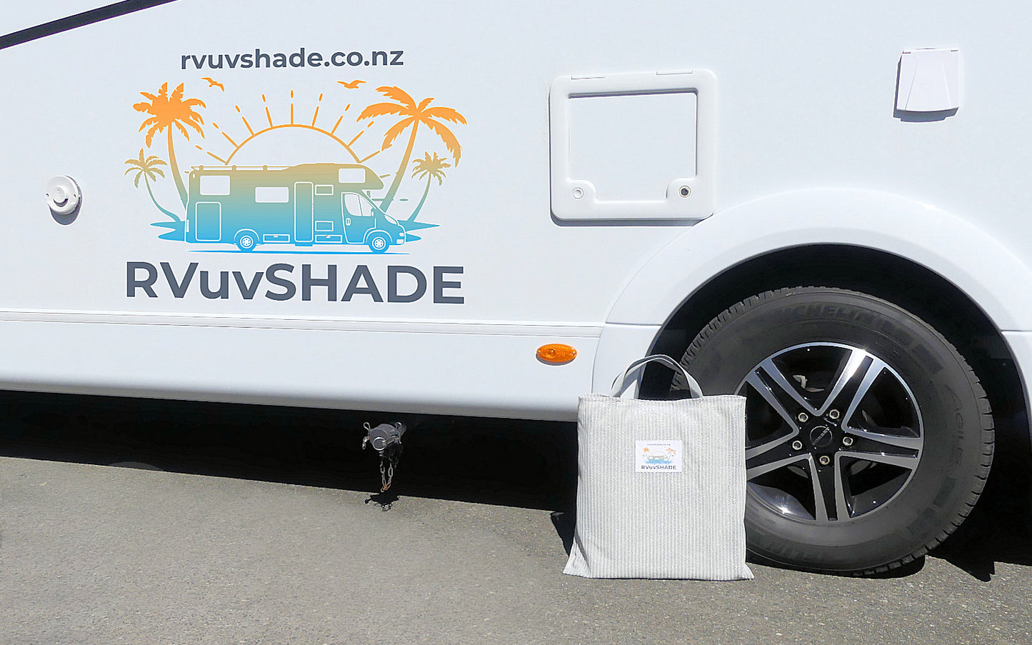 LDV Deliver 9 Motorhome - Windscreen Sun Shade